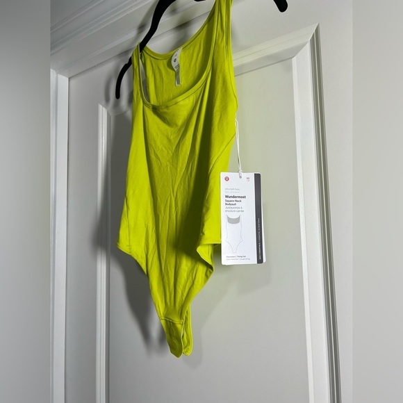 Lululemon Lichen Lime Green Bodysuit - Picture 4 of 6